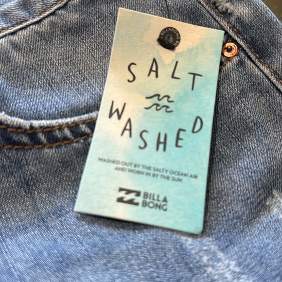 Billabong New Boy Medium Wash Distressed Boyfriend Jeans sz 27 - Picture 10 of 11